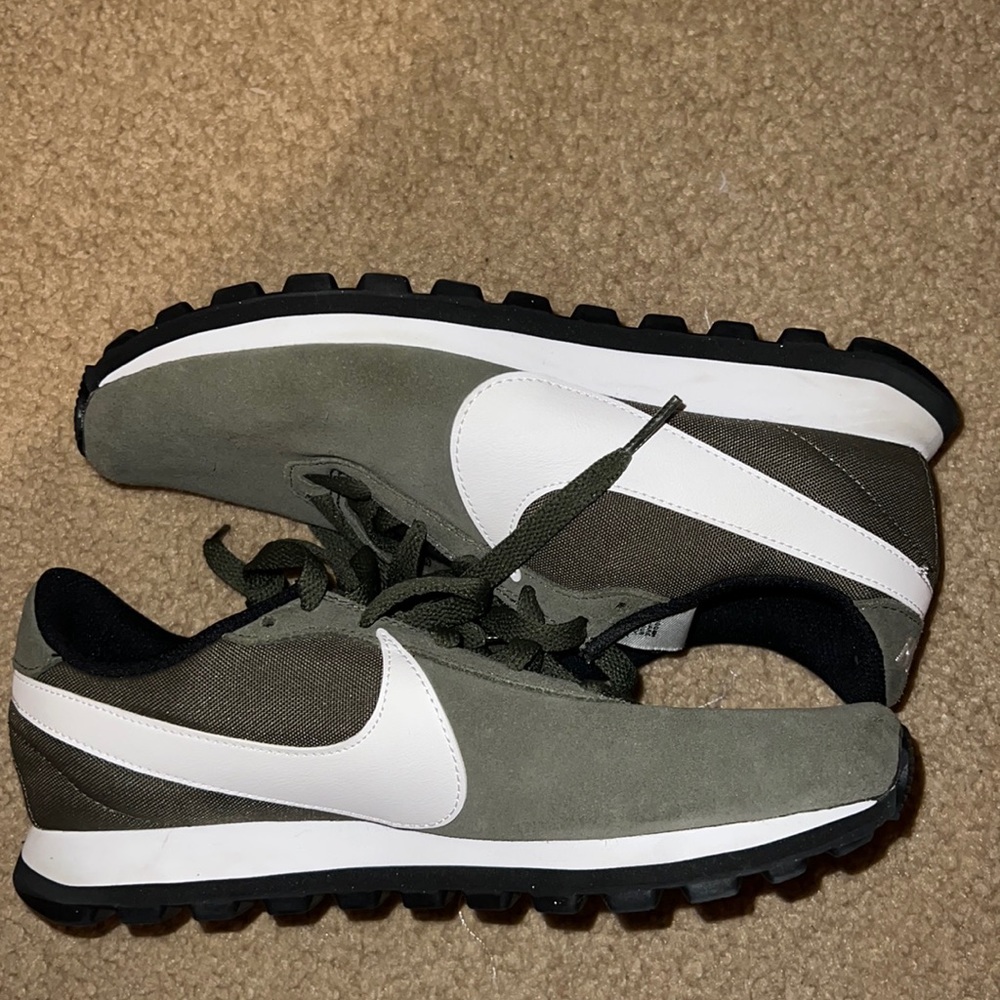 Nike shoes
